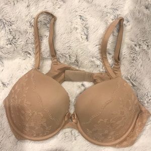 Victoria’s Secret Nude Lace Pushup Bra 36B